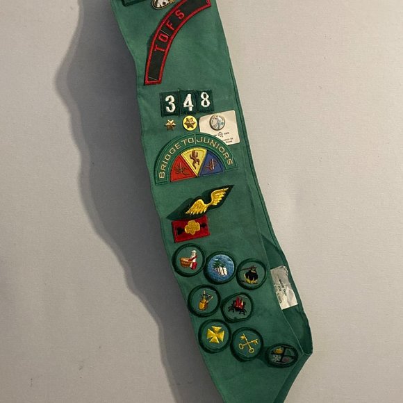 Girl Scouts of America GSA Sash and Badges North Atlantic Region - Picture 1 of 5